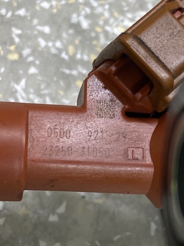 Форсунка топливная TOYOTA HIGHLANDER 07-13 3.5 2GR-FE Форсунка топливная TOYOTA HIGHLANDER 07-13 3.5 2GR-FE