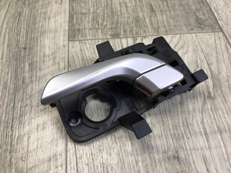 Ручка двери внутренняя задняя левая RIO FB 17- 2019 1.6 G4FM