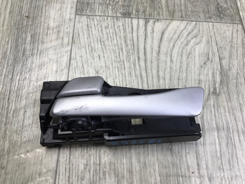 Ручка двери внутренняя задняя левая HYUNDAI ACCENT RB 10- 2014 1.6 G4FD 83610-1R000S4 Б/У