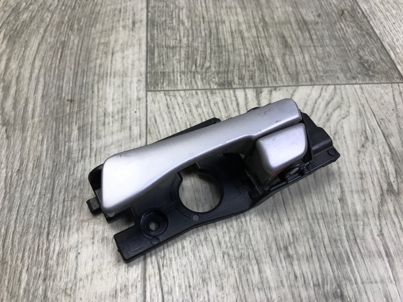 Ручка двери внутренняя задняя левая ACCENT RB 10- 2014 1.6 G4FD