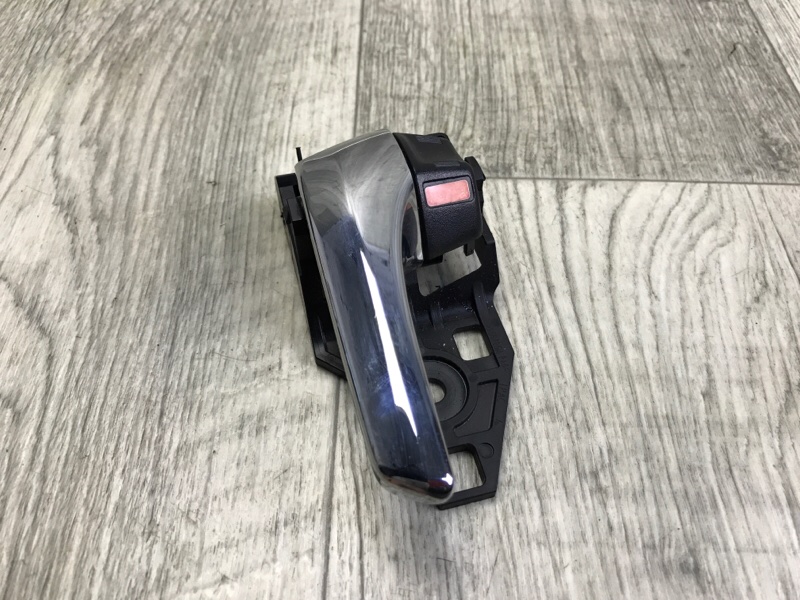 Ручка двери внутренняя задняя левая VENZA 09-16 2013 3.5 2GR-FE