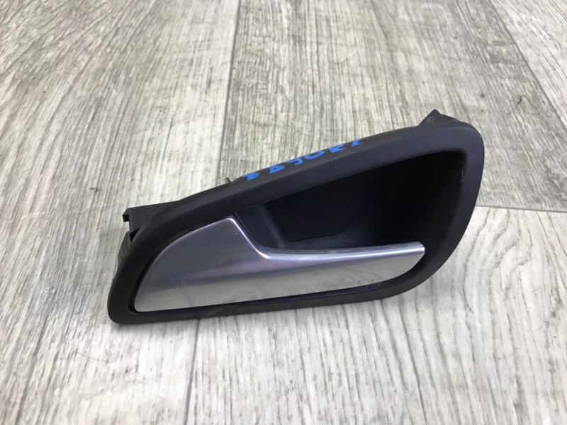 Ручка двери внутренняя задняя левая FORD FOCUS 10-18 2017 2.0 C20HDEX CV6Z-5422601-DA Б/У