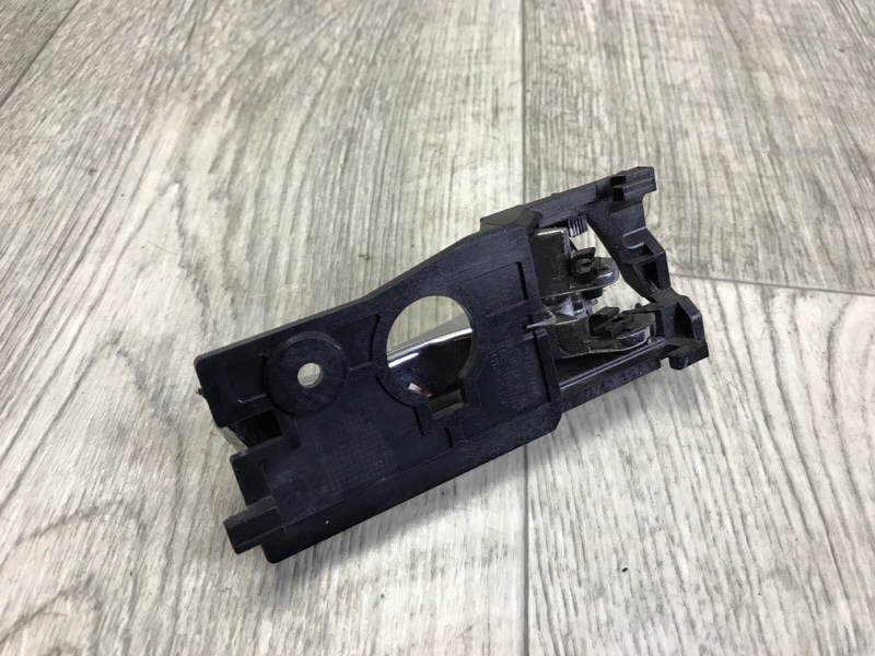 Ручка двери внутренняя задняя левая HYUNDAI ACCENT RB 10- ХЭТЧБЭК 1.6 G4FD