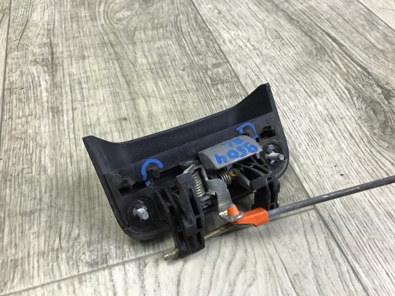 Ручка двери наружная задняя левая JEEP COMPASS 06-16 2.0 ECN Ручка двери наружная задняя левая JEEP COMPASS 06-16 2.0 ECN