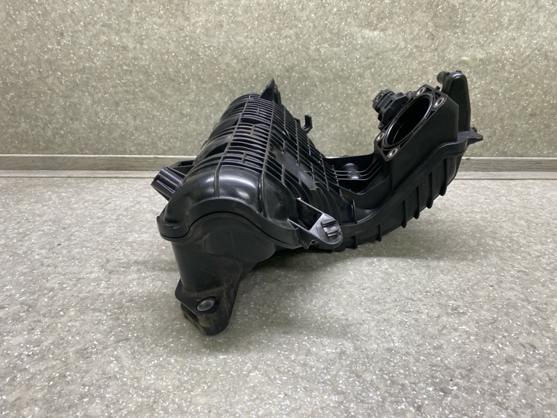 Коллектор впускной TOYOTA PRIUS - 30 09-17 1.8 2ZR-FXE