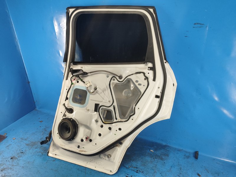 Дверь задняя правая ESCAPE 12-19 2018 T15HDTX