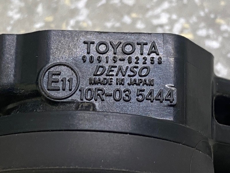 Катушка зажигания TOYOTA PRIUS - 30 09-17 1.8 2ZR-FXE Катушка зажигания TOYOTA PRIUS - 30 09-17 1.8 2ZR-FXE