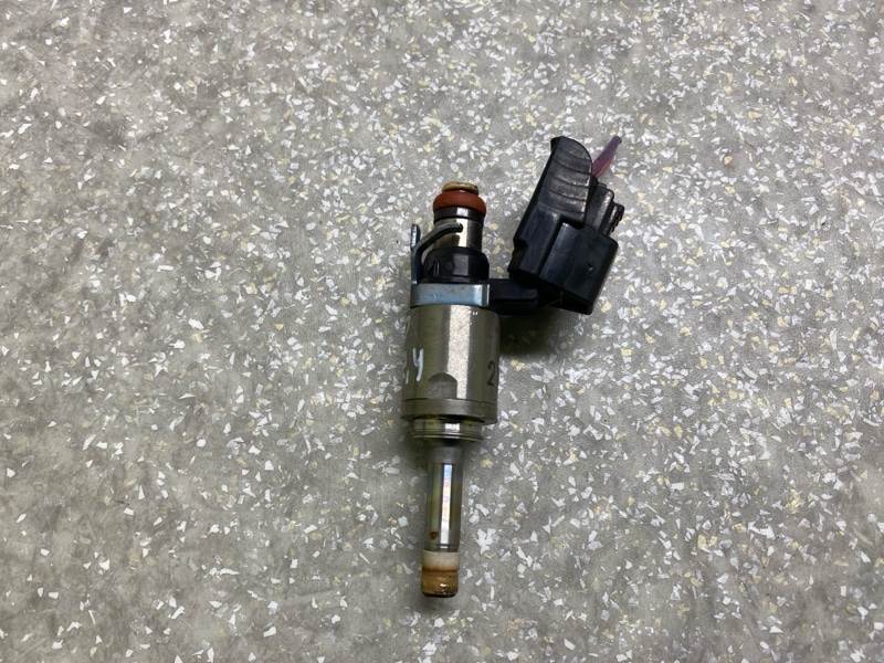 Форсунка топливная TLX 14-17 2015 2.4 K24W7 Форсунка топливная TLX 14-17 2015 2.4 K24W7