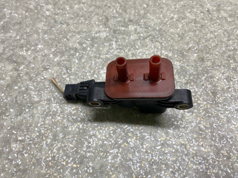 Клапан абсорбера ACURA TLX 14-17 2.4 K24W7