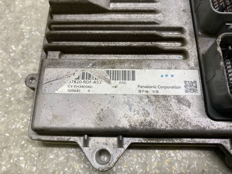 Блок управления двигателем TLX 14-17 2015 2.4 K24W7