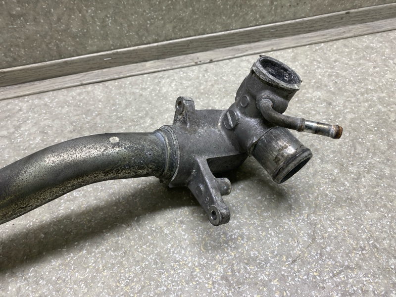 Фланец системы охлаждения INFINITI FX/QX70 S51 08-17 3.5 VQ35HR