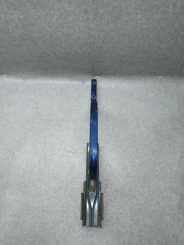 Петля крышки багажника TOYOTA CAMRY 40 06-11 2.4 2AZFXE