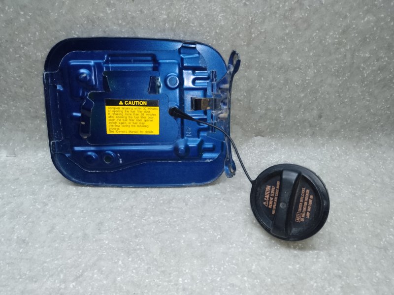 Лючок топливного бака CAMRY 40 06-11 2009 2.4 2AZFXE