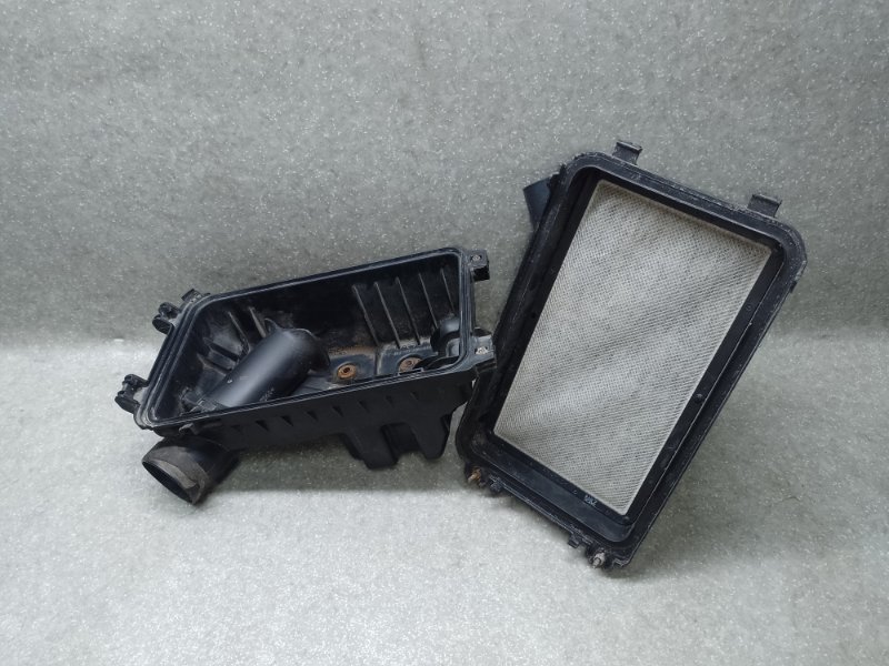 Корпус воздушного фильтра TOYOTA CAMRY 40 06-11 2009 2.4 2AZFXE 17700-28271 Б/У