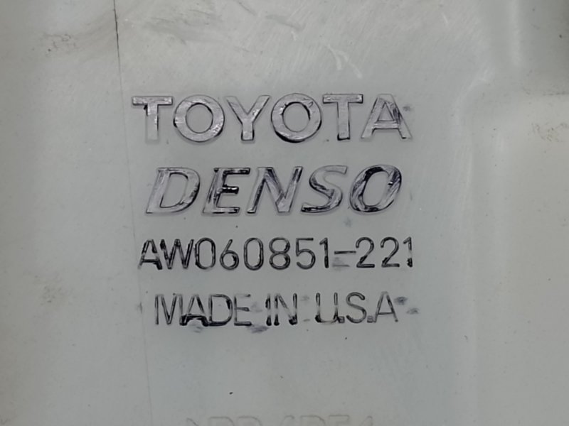 Бачок омывателя CAMRY 40 06-11 2009 2.4 2AZFXE