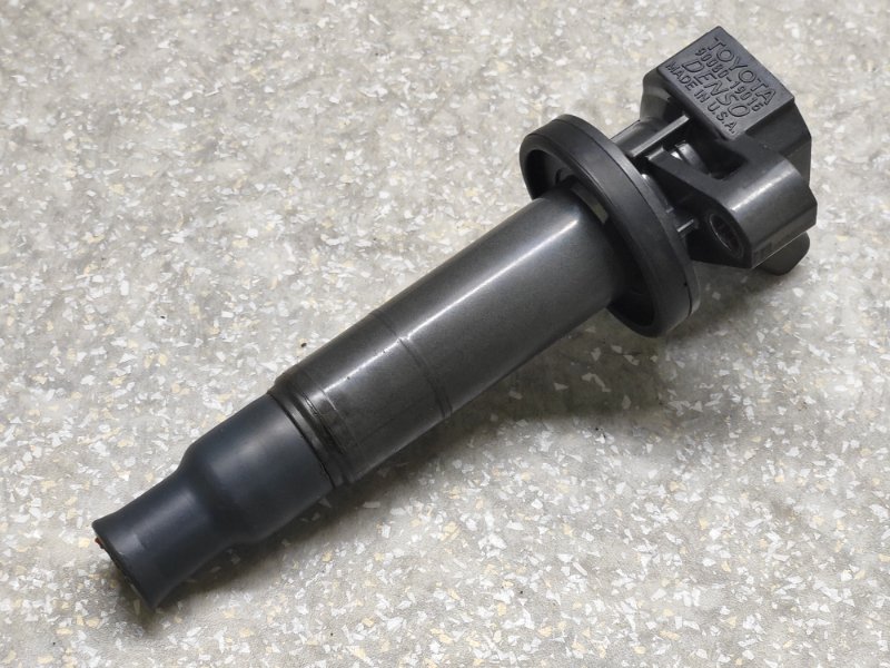 Запчасть катушка зажигания TOYOTA COROLLA 120 00-07 1.8 1ZZFE 90080-19015 Б/У Катушка зажигания TOYOTA COROLLA 120 00-07 1.8 1ZZFE 90080-19015 Б/У