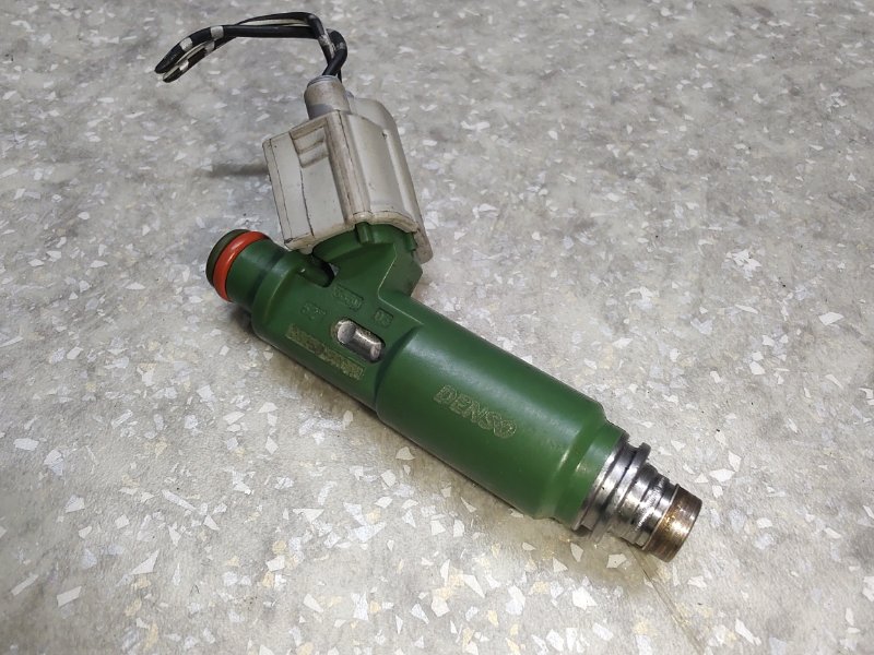 Форсунка топливная TOYOTA COROLLA 120 00-07 1.8 1ZZFE 23209-22040 Б/У