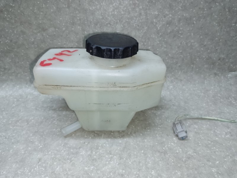 Бачок главного тормозного цилиндра TOYOTA CAMRY 40 06-11 2009 2.4 2AZFXE 47220-33100 Б/У