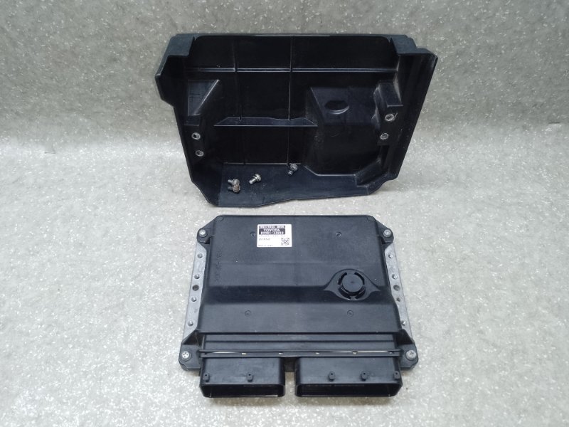 Блок управления двигателем TOYOTA CAMRY 40 06-11 2009 2.4 2AZFXE 89981-33050 Б/У