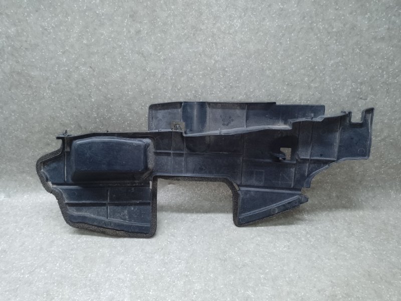 Дефлектор радиатора правый CAMRY 40 06-11 2009 2.4 2AZFXE Дефлектор радиатора правый CAMRY 40 06-11 2009 2.4 2AZFXE