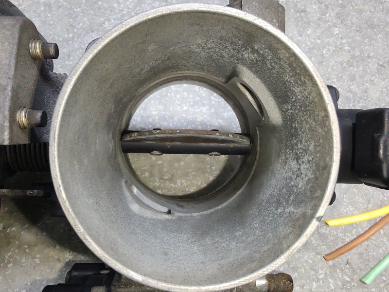 Дроссельная заслонка COROLLA 120 00-07 1.8 1ZZFE