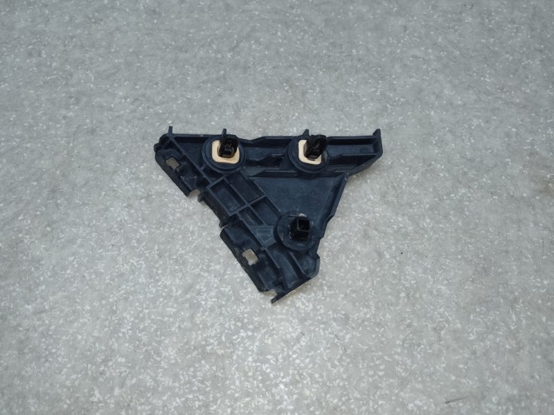 Кронштейн заднего бампера правый TOYOTA CAMRY 40 06-11 2.4 2AZFXE