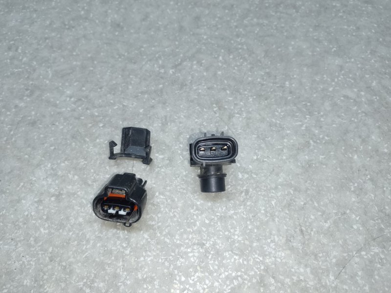 Датчик давления топлива TOYOTA CAMRY 40 06-11 2.4 2AZFXE Датчик давления топлива TOYOTA CAMRY 40 06-11 2.4 2AZFXE