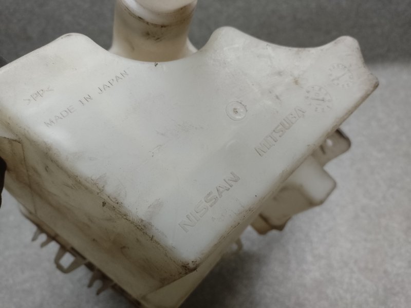 Бачок омывателя X-TRAIL T31 07-14