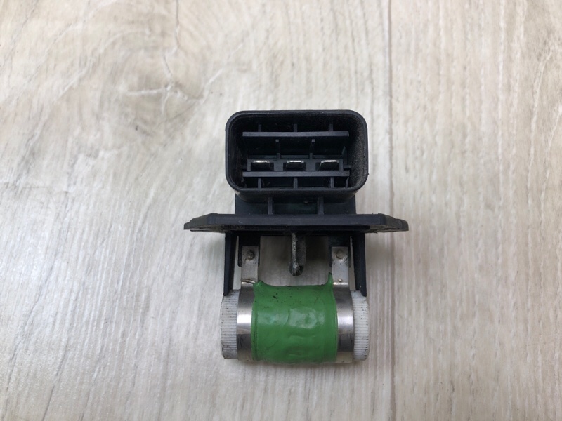 Резистор вентилятора радиатора HYUNDAI VELOSTER 11-18 1.6 G4FD