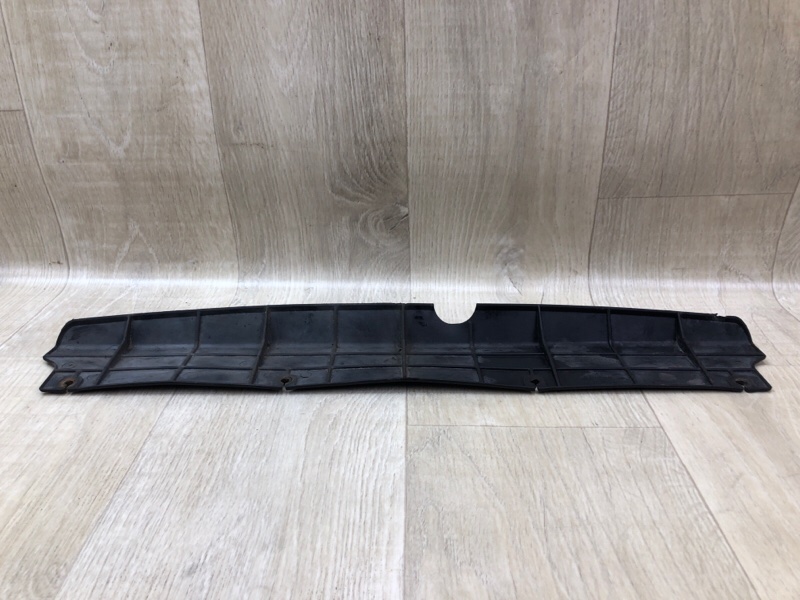 Дефлектор радиатора VELOSTER 11-18 2013 1.6 G4FD