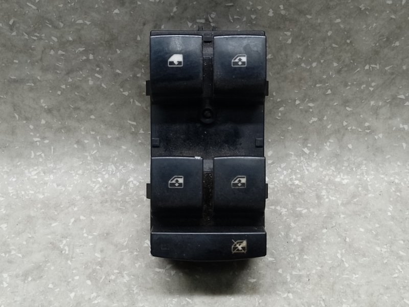 Запчасть блок управления стеклоподъемниками левый CHEVROLET EQUINOX 09-17 2013 2.4 LEA 20917599 Б/У Блок управления стеклоподъемниками левый CHEVROLET EQUINOX 09-17 2013 2.4 LEA 20917599 Б/У