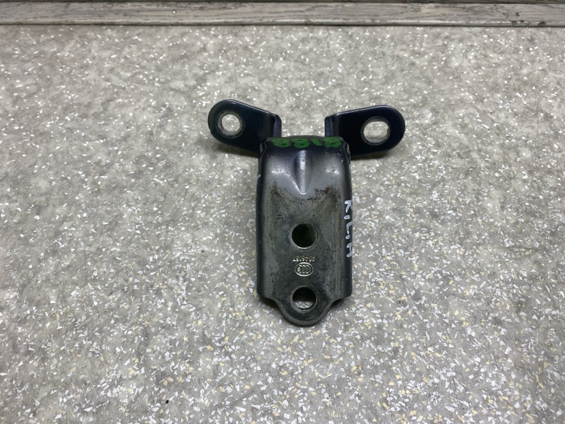 Петля двери нижняя задняя левая HYUNDAI TUCSON TL 15-20 2015 G4FJ 1.6 79310-2E000 Б/У