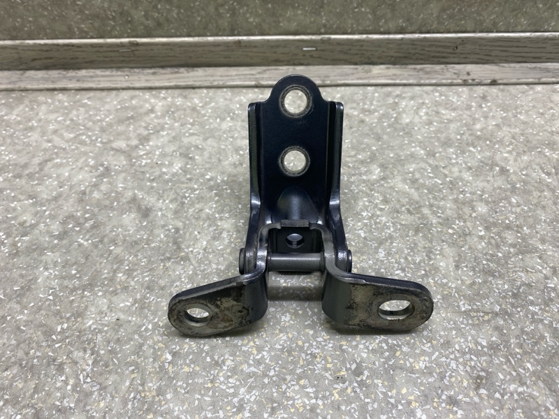 Петля двери нижняя задняя левая TUCSON TL 15-20 2015 G4FJ 1.6