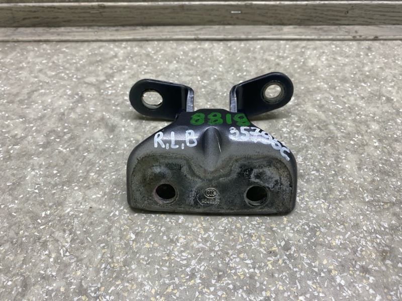 Петля двери верхняя задняя левая HYUNDAI TUCSON TL 15-20 2015 G4FJ 1.6 79410-3K000 Б/У