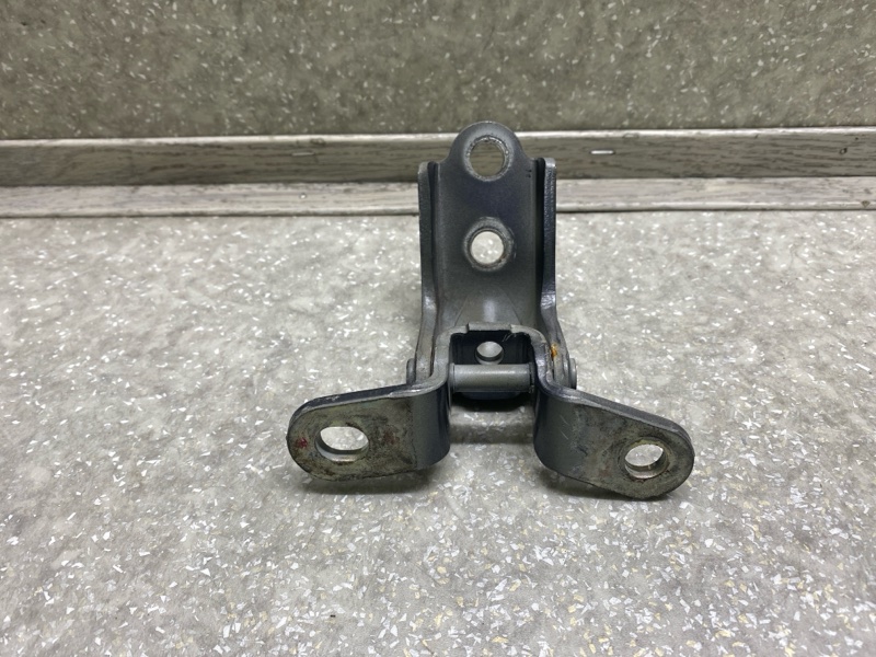 Петля двери нижняя передняя правая TUCSON TL 15-20 2015 G4FJ 1.6
