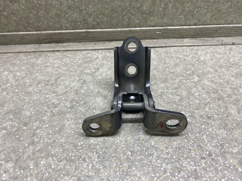 Петля двери верхняя передняя правая TUCSON TL 15-20 2015 G4FJ 1.6