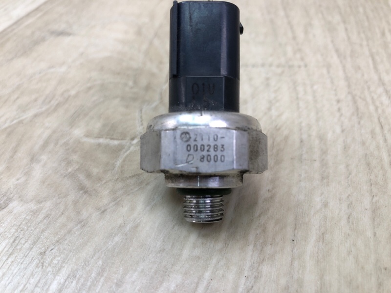 Датчик давления кондиционера C-CLASS W205 16-21 2017 M274920 2.0L