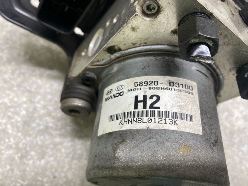 Блок ABS TUCSON TL 15-20 2015 G4FJ 1.6 Блок ABS TUCSON TL 15-20 2015 G4FJ 1.6