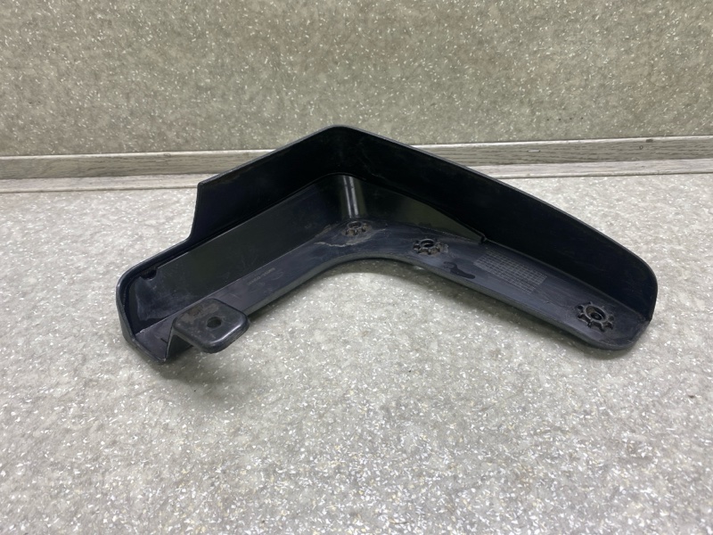 Брызговик передний левый TUCSON TL 15-20 2015 G4FJ 1.6