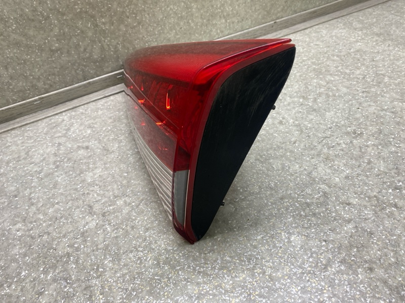 Фонарь внутренний правый TUCSON TL 15-20 2015 G4FJ 1.6 Фонарь внутренний правый TUCSON TL 15-20 2015 G4FJ 1.6