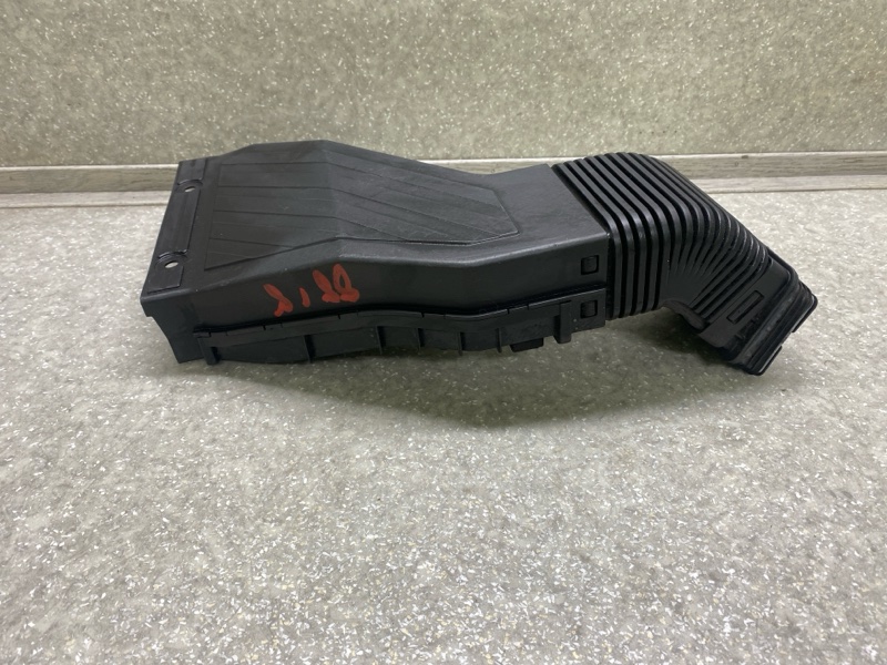 Воздухозаборник HYUNDAI TUCSON TL 15-20 G4FJ 1.6