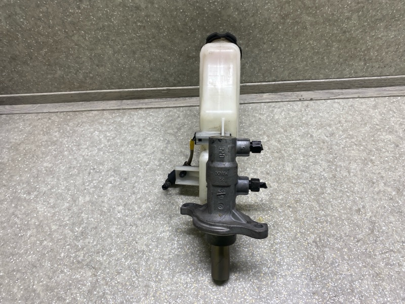 Главный тормозной цилиндр TUCSON TL 15-20 2015 G4FJ 1.6