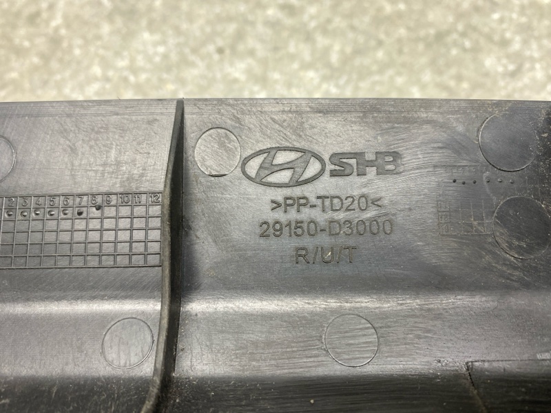 Дефлектор радиатора TUCSON TL 15-20 2015 G4FJ 1.6 Дефлектор радиатора TUCSON TL 15-20 2015 G4FJ 1.6