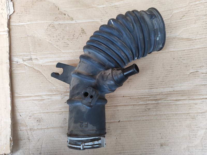 Патрубок впускной системы HS250H (ANF10) 09-12 2009 2.4 2AZFXE