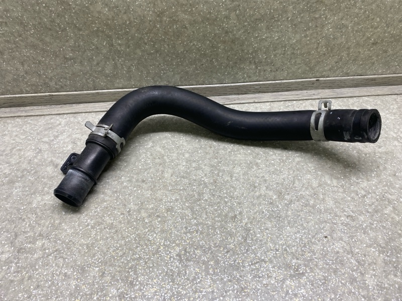 Патрубок системы охлаждения HYUNDAI TUCSON TL 15-20 2015 G4FJ 1.6 25411-D3700 Б/У