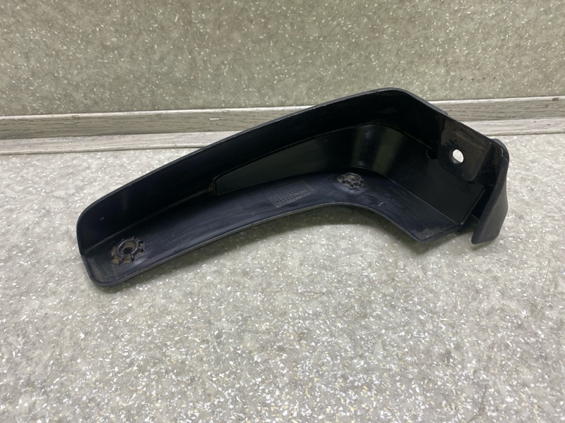 Брызговик задний правый TUCSON TL 15-20 2015 G4FJ 1.6