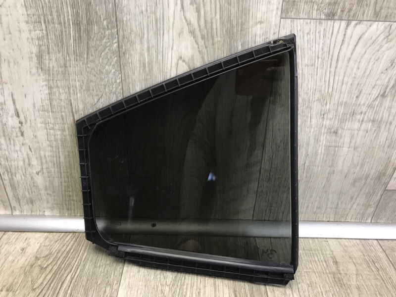 Стекло двери глухое заднее левое LEGACY BN 14-18 2014 2.5 FB25B