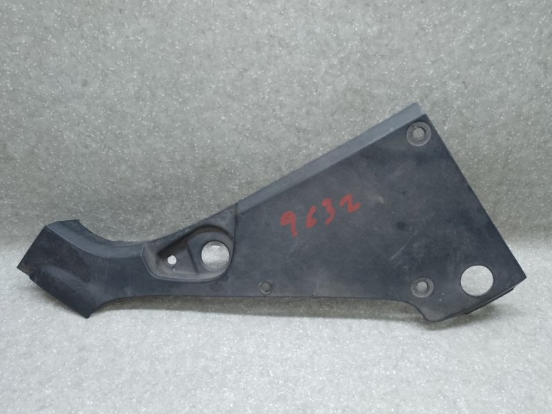 Накладка крыла переднего внутренняя правая CHEVROLET EQUINOX 09-17 2013 2.4 LEA 25964359 Б/У