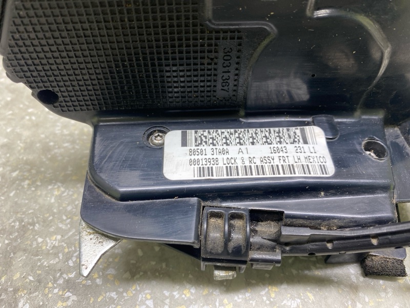 Замок двери передний левый NISSAN ALTIMA L33 12-18 L33 2.5