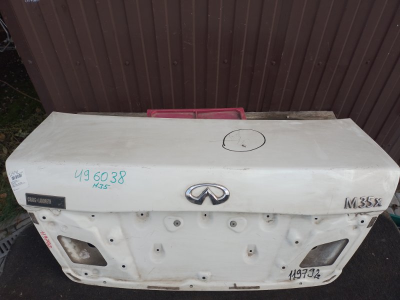 Крышка багажника INFINITI M35/M45 04-10